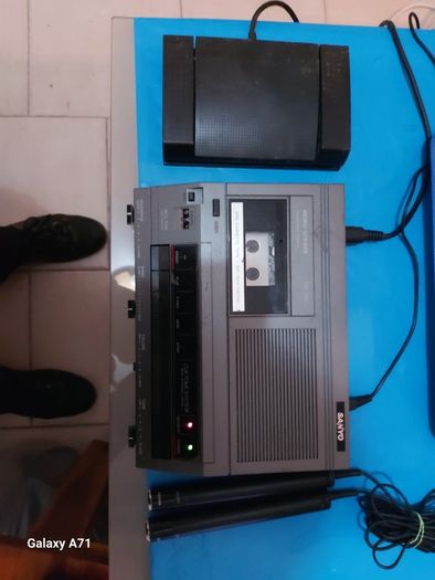 Vintage SANYO Transcribing Equipment Model TRC-7060, Mini Cassette, with Foot Pedal and Power Supply in excellent condition