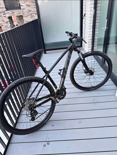 trek