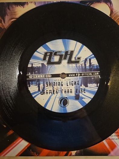 Ash 7" - Guiding Light
