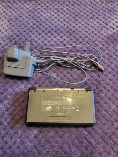 Nintendo 3ds 64GB Modded