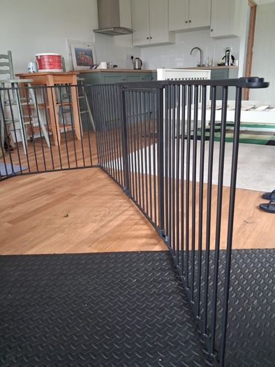 baby partition with gate