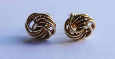 Vintage Solid 9ct Yellow Gold 375 Knot  Stud Earrings,  0,6g