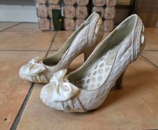 Ruby Shoo Ivory Cream Satin Bow Heels UK 3 EU 36 Worn Once