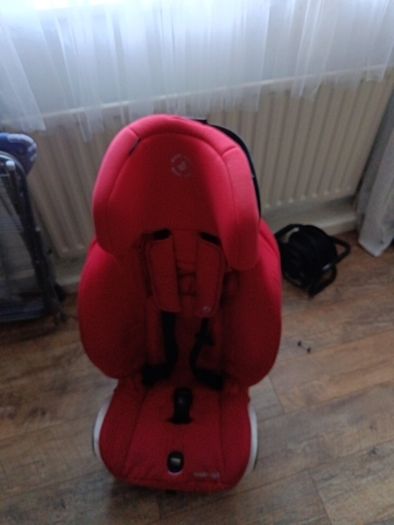 car seat - maxi Cosi - isofix