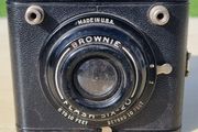 Kodak Brownie Flash Six-20