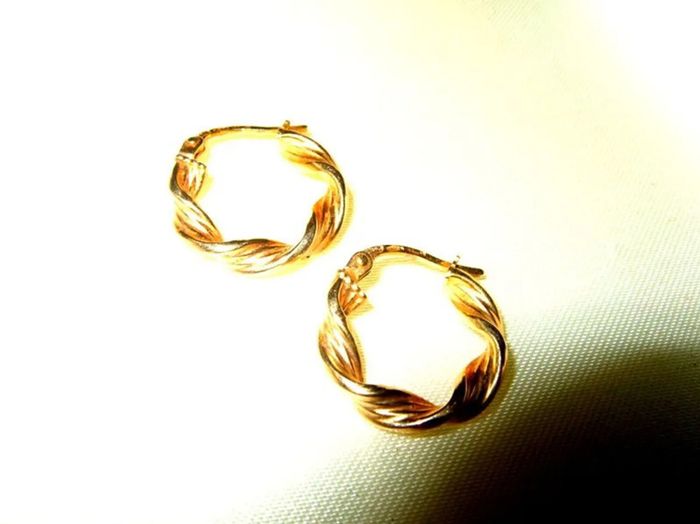Pristine 9ct Gold 1" Twisted Rope Hoop Earrings