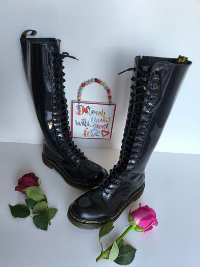 Dr Martens 1b60 20 eye high knee tall patent black boots UK4 EU37 US6
