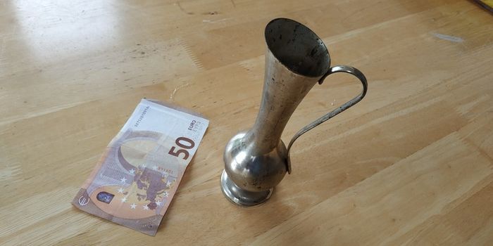 Single stem vase