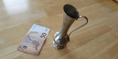 Single stem vase