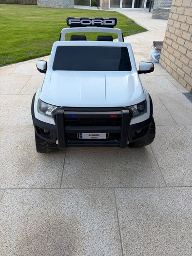 motorised car