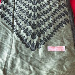 Ladies  cashmere scarf reduce