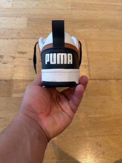 Puma Sneakers