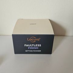 Setting powder  Faultless finish  Lacura