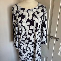 Navy white viscose mix dress size 12