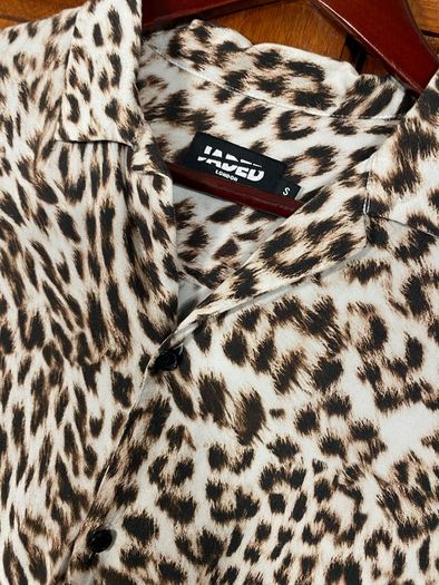 Jaded Shirt Unisex Mens Size Small Leopard Print Viscose Cheetah Jaguar Short sleeve Animal Camp Collar