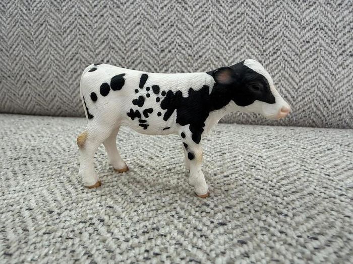 Vintage Schleich Calves