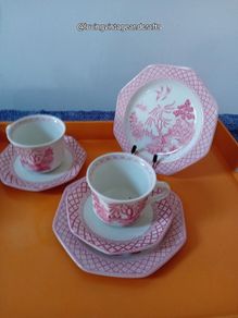 Willow Pattern Cups Saucers and Side Plates