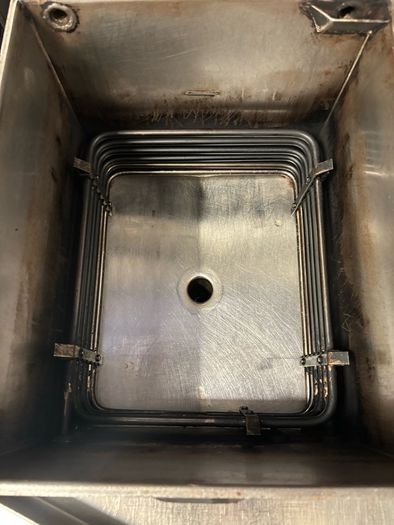 Henny Penny Pressure Fryer Model 500 with Computron 7000. Project or Parts Unit Spare Element Included