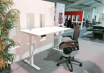 Pro Electric Standing Desk - 1500x800, Dual Moto,  3-Stage Legs