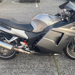 Honda Blackbird 1100