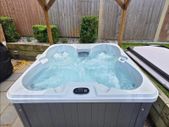 Free Delivery on this brand new 4 person hot tub