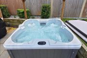 Free Delivery on this brand new 4 person hot tub