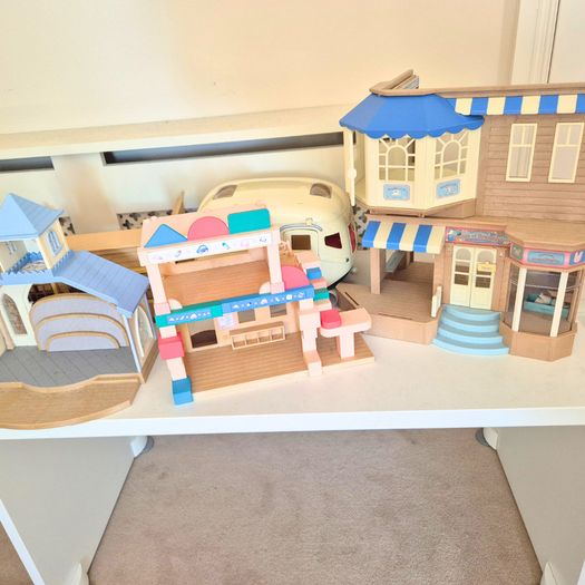 Vintage Sylvanian Families Playset Bundle