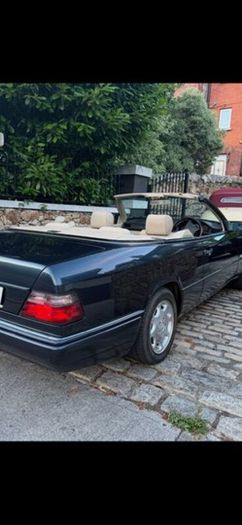 Mercedes-Benz Rare E320 Sportline Cabriolet
