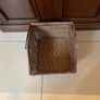 Vintage wicker basket with handle Image 4