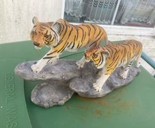 Bengal tiger mother and cub figure free postage