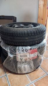 2 New tyres Firemax R14 185/65 + a wheel