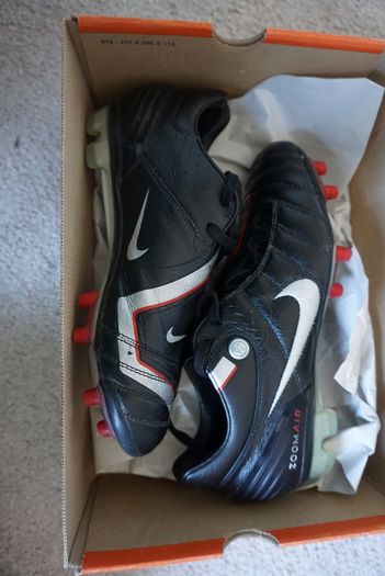 Football Boots Nike Air Zoom Total 90 Supremacy Black/Red (2006) Size 7UK FG