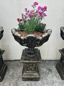 Garden planter on plinth antique Style