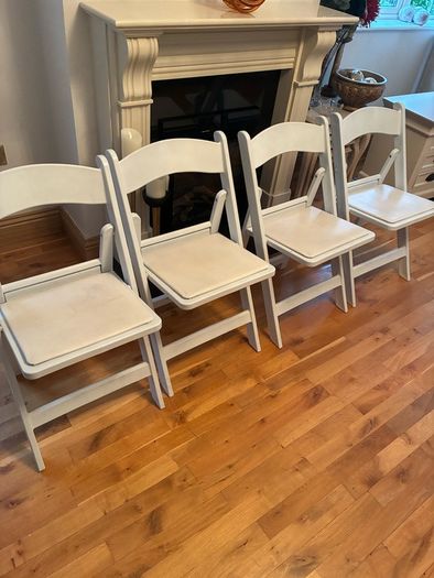 4 Folding Chairs