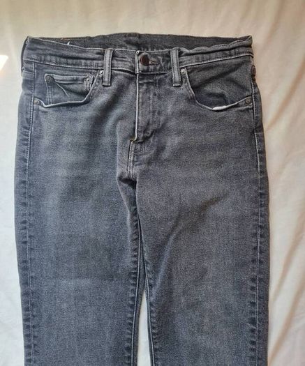 levis 511 Size 32/30 zip fly stone wash Black In excellent condition