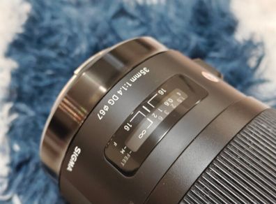 Sigma EF 35mm f1.4 DG lens canon fit