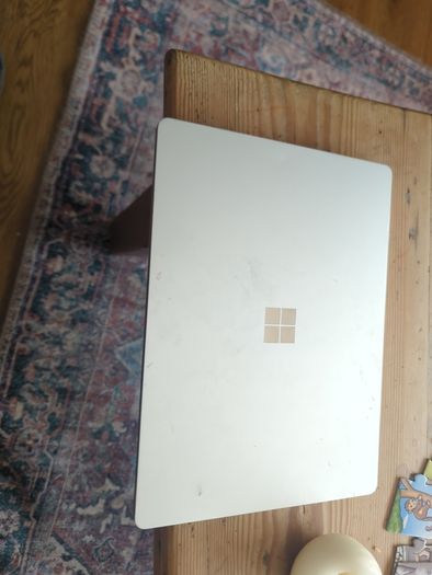 Microsoft Surface Laptop Go 2 12.4"