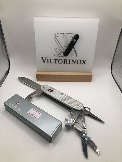 Victorinox Pioneer ALOX X Swiss Army Knife New