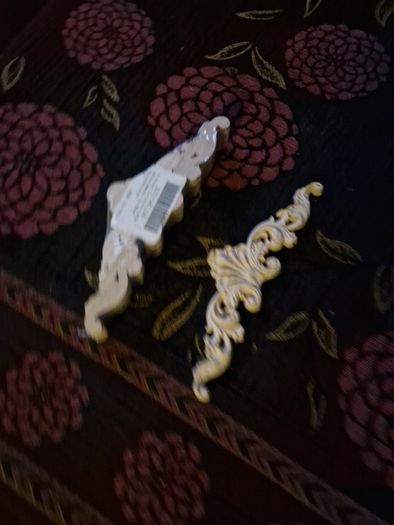 16 New Wood mouldings