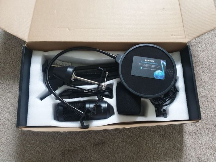 USB condenser microphone