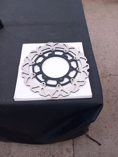 Yamaha R1 Brake Discs
