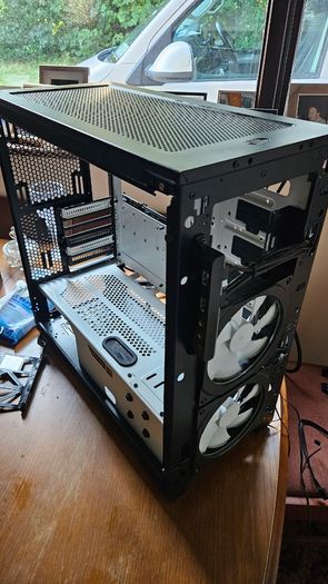 Pc case Phanteks M