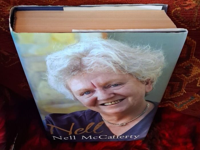 Nell / Nell McCafferty / 1st. ED., 2004