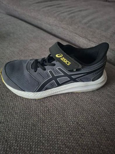 Kids Asics Runners