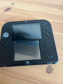 Nintendo 2DS ( for parts or repair ) read