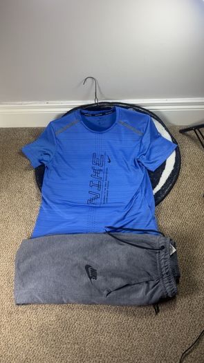 Nike Air Series 2 Piece Set