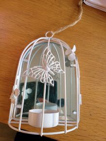 Lovely hanging tea light holder