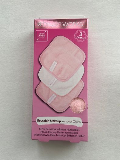 Brushworks reusable makeup remover cloths  3