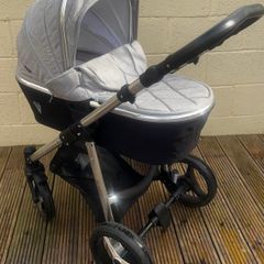 Venicci travel system and isofix pushchair