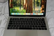 2019 MacBook Pro 13" I7 16/512gb